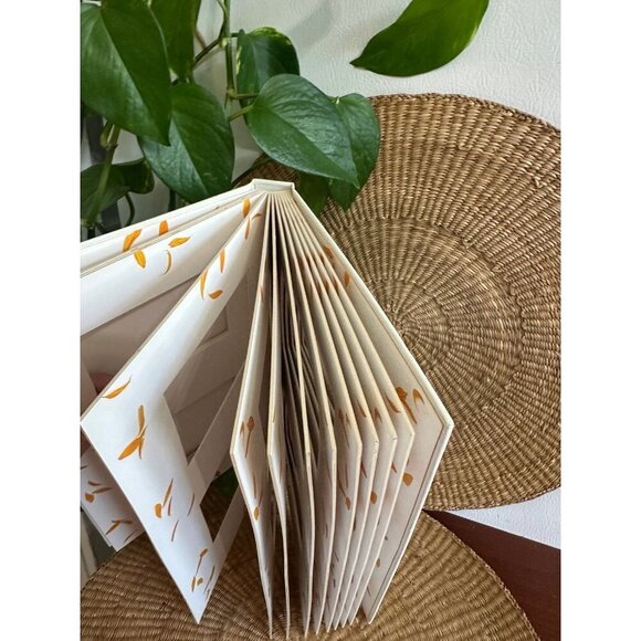 Sunflower Photo Journal by New Seasons - Picture 10 of 12